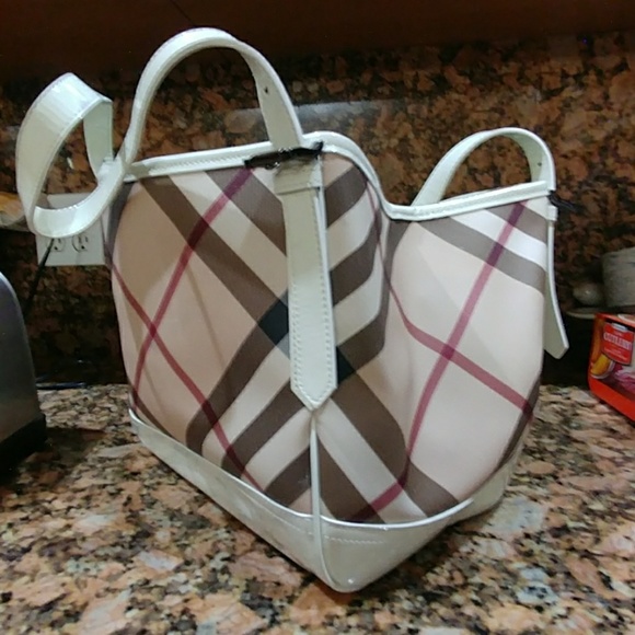 💯Auth. 💕BURBERRY💕 SMALL NAPIER Handbag - Picture 4 of 14